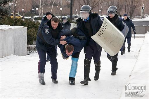 Стражи порядка не оставили задержанному ни одного шанса.